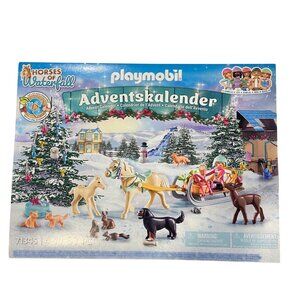 Playmobil Horses Of Waterfall Adventskalender 71345 With 68-Piece Festive Scene